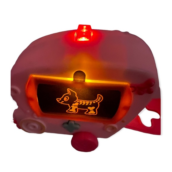 Littlest Pet Shop ambulance / x-ray - lights up!! - Picture 11 of 12